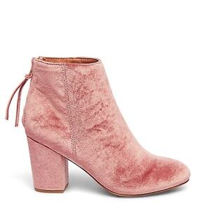 Steve Madden Velvet Ankle Boots in Pink